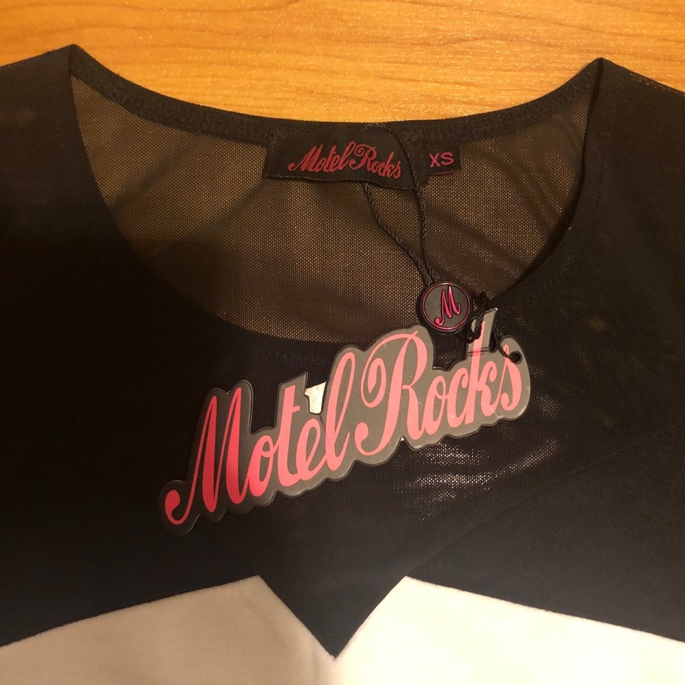 Motel Rocks Dress - Picture 3 of 5